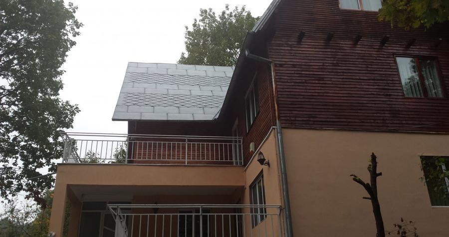 Casă individuală cu 5 camere cu Canalizare în Gura Beliei