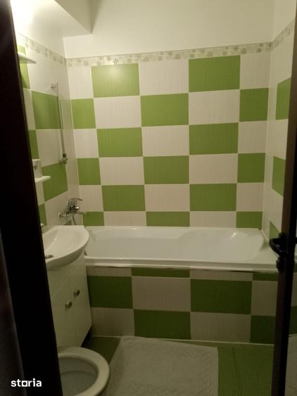 Apartament cu 2 camere semidecomandat în Calea Galați