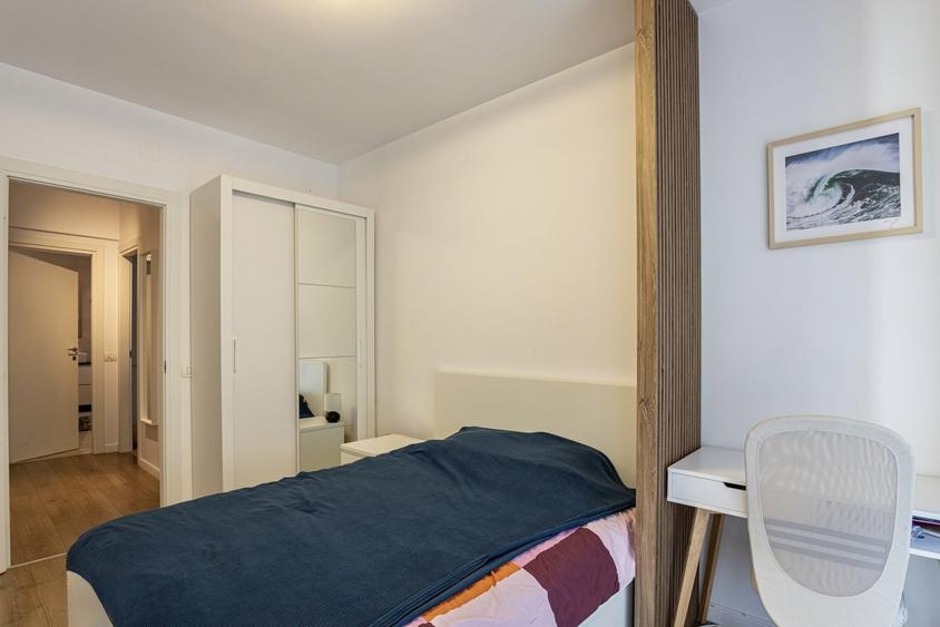 Apartament cu 2 camere semidecomandat, mobilat în Pipera