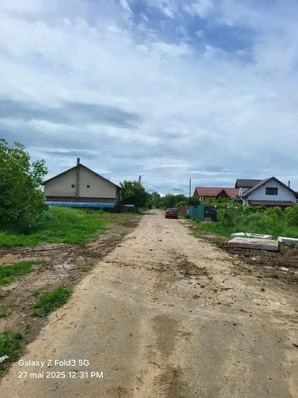 Teren de 550 mp, în Dârvari