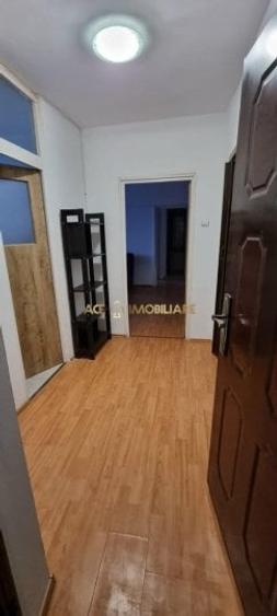 Apartament cu 2 camere decomandat, mobilat în Basarabia