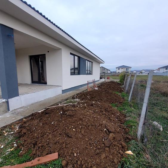 Casă cu 3 camere în Central