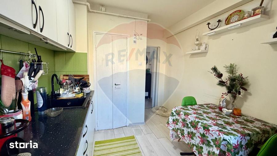 Apartament cu 3 camere în Traian
