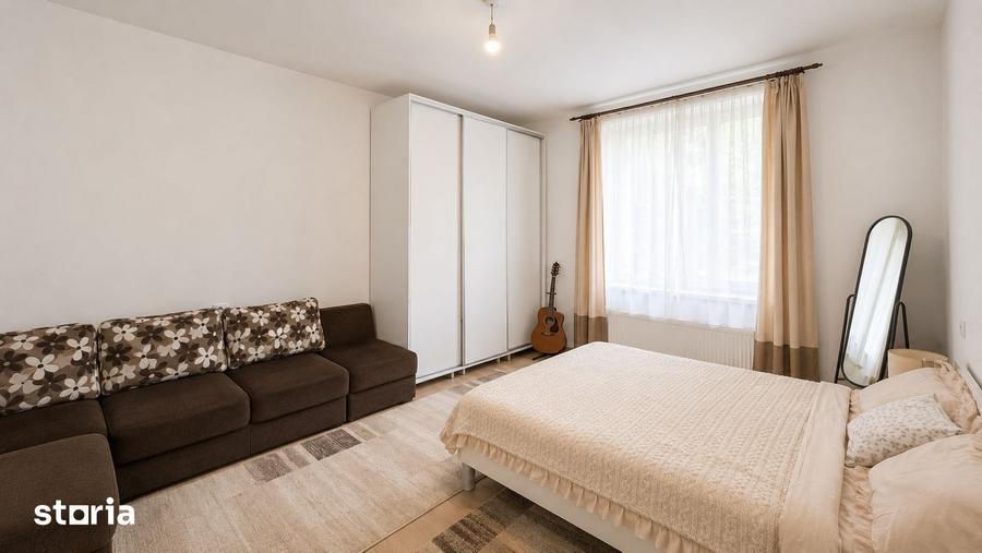 Apartament cu 4 camere în Odobescu