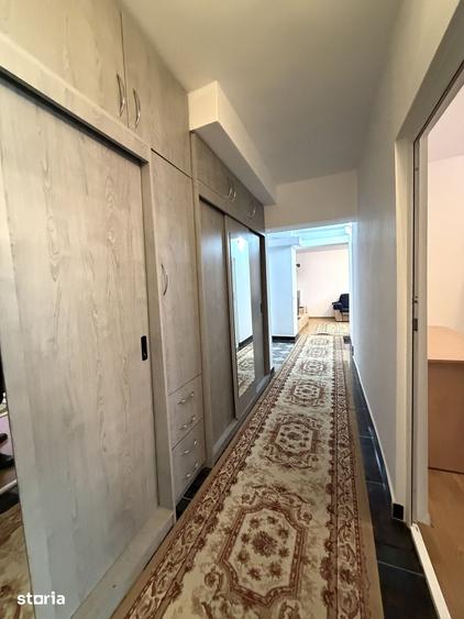 Apartament cu 3 camere decomandat în Păcurari