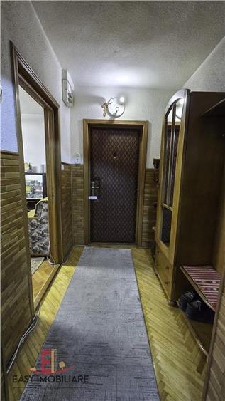 Apartament cu 2 camere decomandat în Tudor