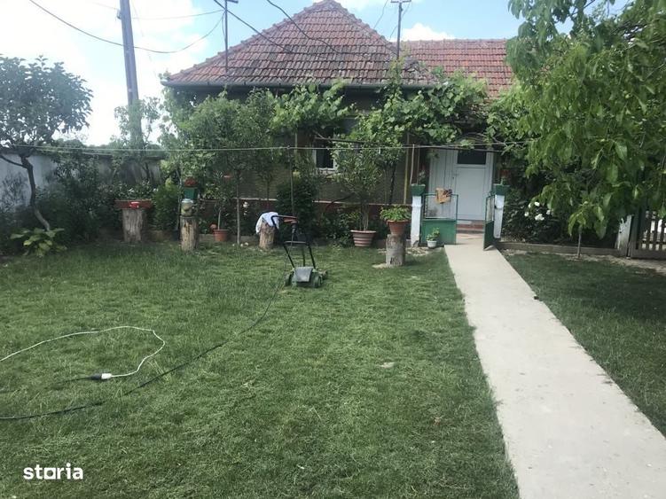 Casă cu 3 camere cu Teren 1891 Mp în Tulca