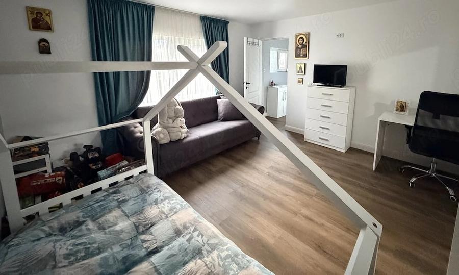 Casă cu Teren 1000 Mp în Sud