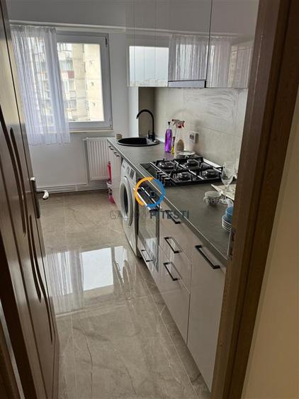 Apartament cu 2 camere decomandat, mobilat în Ultracentral