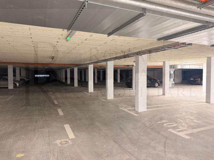 Apartament cu 2 camere semidecomandat în Florești
