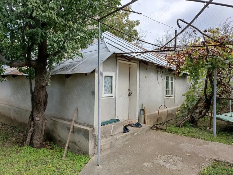 Casă cu 4 camere cu Teren 1560 Mp în Tudor Vladimirescu