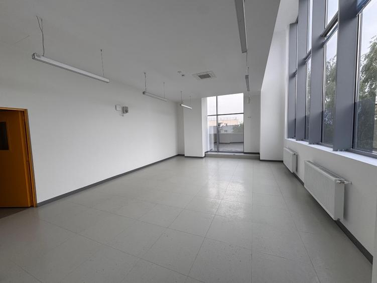 Spațiu comercial, de 1,500 mp, în Băneasa
