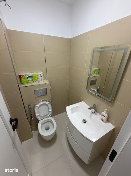 Apartament cu 3 camere în Oituz