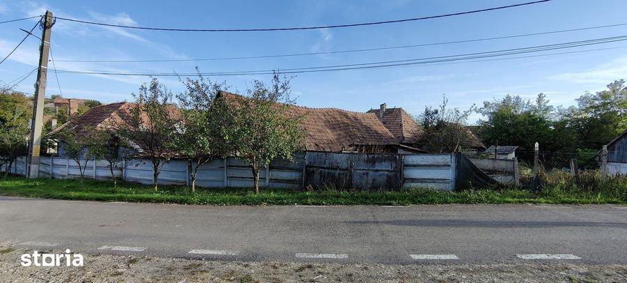 Casă cu 3 camere cu Teren 700 Mp în Cucerdea