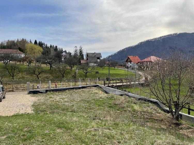 Spațiu comercial, în Bran