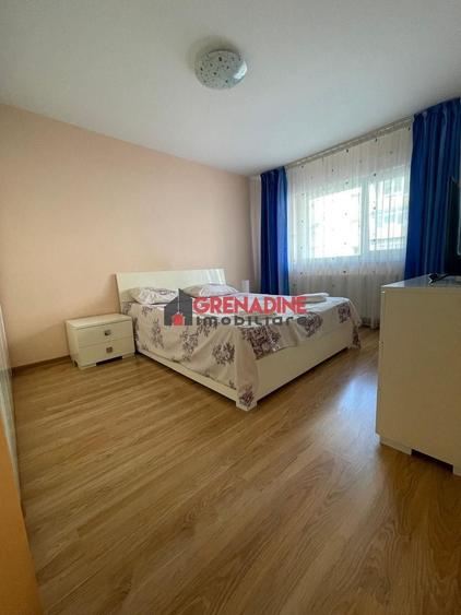 Apartament cu 2 camere decomandat în Tractorul — fotografia 1