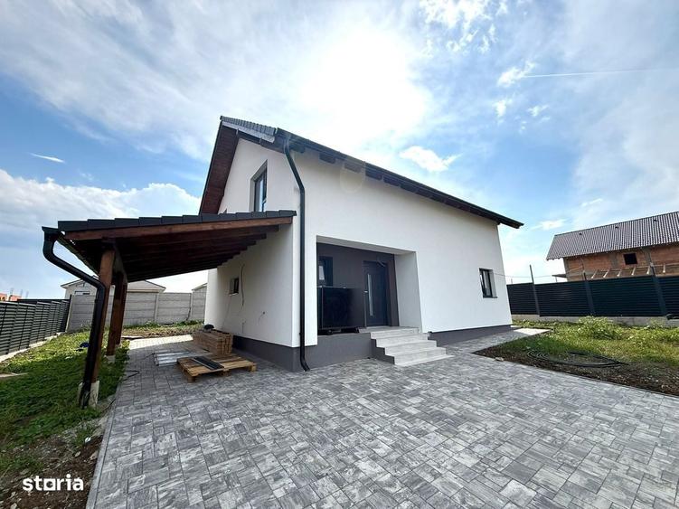 Casă cu 4 camere cu Teren 540 Mp în Șura Mare