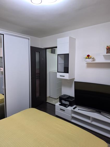 Apartament cu 2 camere decomandat în Progresul