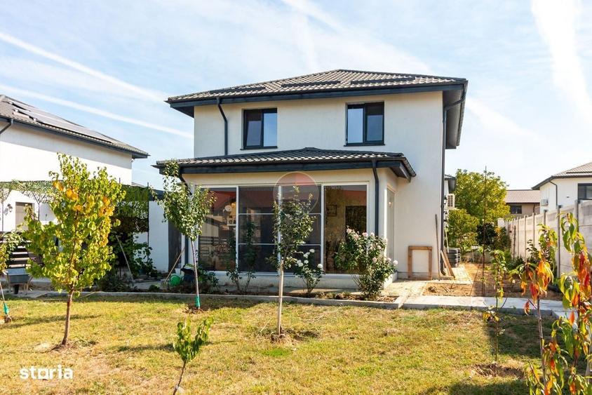 Casă cu 4 camere în Central