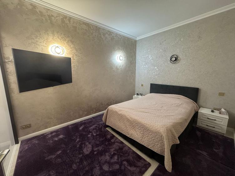 Apartament cu 3 camere în Universitate