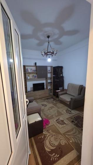 Casă cu 4 camere în Cioceanu