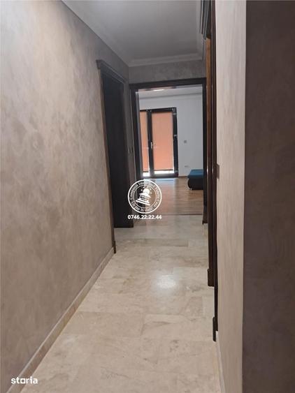Casă cu 3 camere cu Teren 450 Mp în Podul de Fier