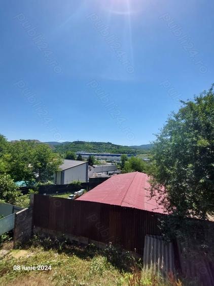 Teren de 1500 mp, în Marginea