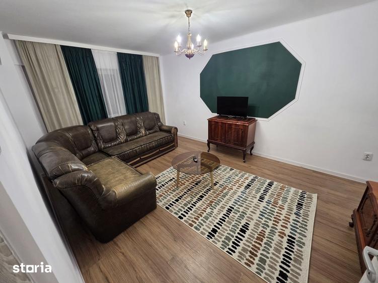 Apartament cu 3 camere decomandat în Gării