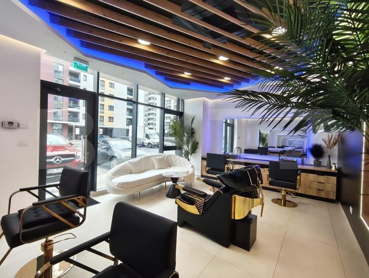 Spațiu comercial, de 33 mp, în Salca