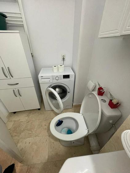 Apartament cu 2 camere decomandat în Vest