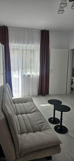 Apartament cu 2 camere decomandat în Exterior Vest