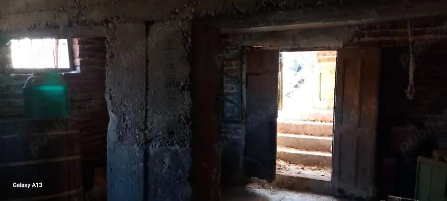 Casă cu Teren 3500 Mp în Central