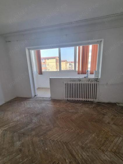 Apartament cu 2 camere semidecomandat în Dâmbovița
