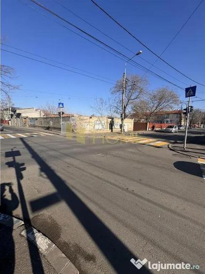 Teren de 3261 mp, în Central