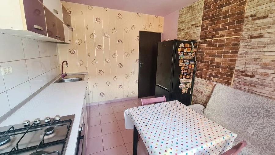 Apartament cu 2 camere decomandat în Prelungirea Ghencea