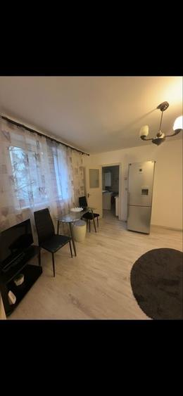 Inchiriez apartament - 1