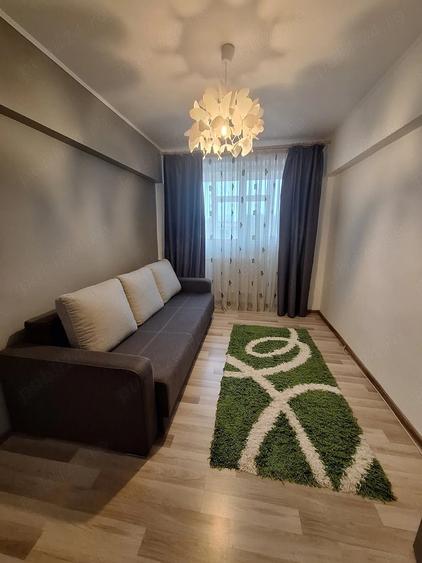 Apartament cu 3 camere decomandat în Drumul Taberei