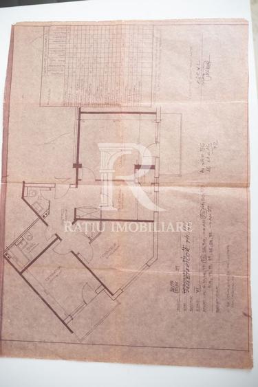 Apartament cu 3 camere decomandat, mobilat în Rogerius