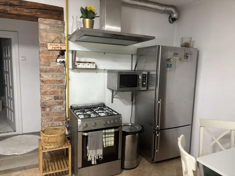Apartament cu 2 camere decomandat în Semicentral