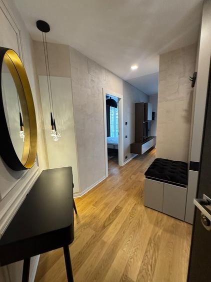 Apartament cu 2 camere semidecomandat, mobilat în Barbu Văcărescu