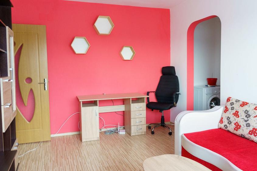 Apartament cu 2 camere semidecomandat în Central