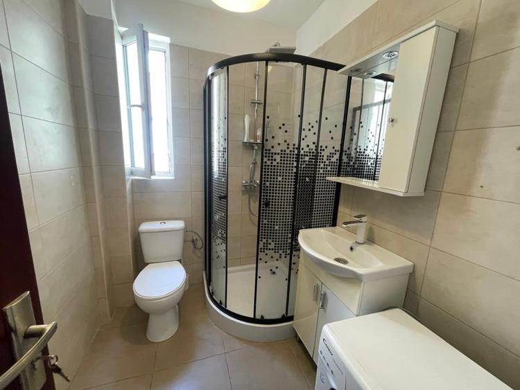 Apartament cu 2 camere decomandat, mobilat în 1 Mai