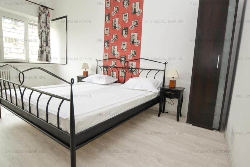 Apartament cu 6 camere decomandat, mobilat în Universitate