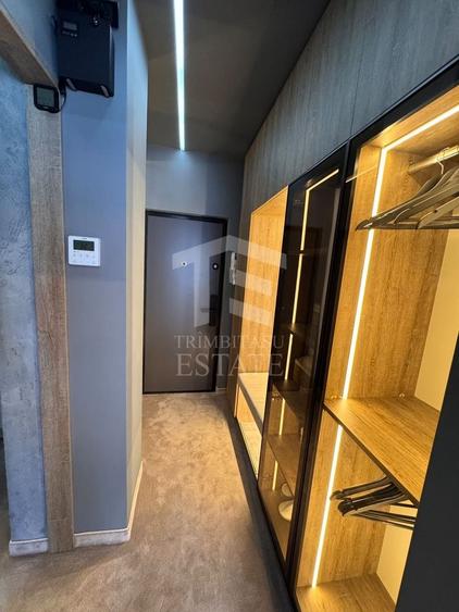Apartament cu 2 camere decomandat, mobilat în Ultracentral