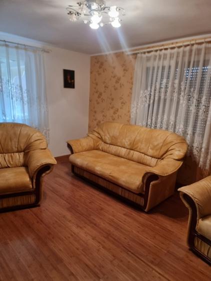 Casă individuală cu 6 camere cu Canalizare în Iaslovăț