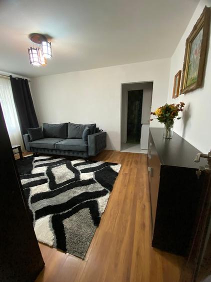 Apartament cu 2 camere semidecomandat în Alecu Russo