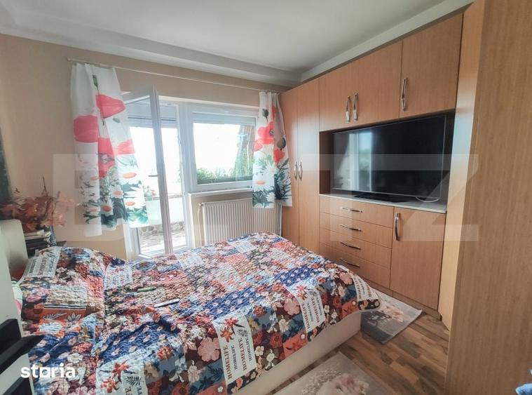 Apartament cu 4 camere decomandat în Soarelui