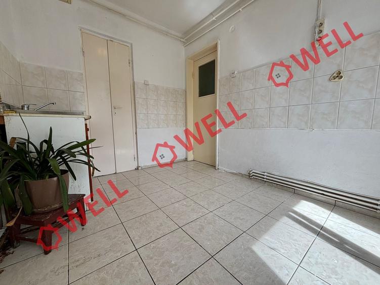 Apartament cu 3 camere în Simeria