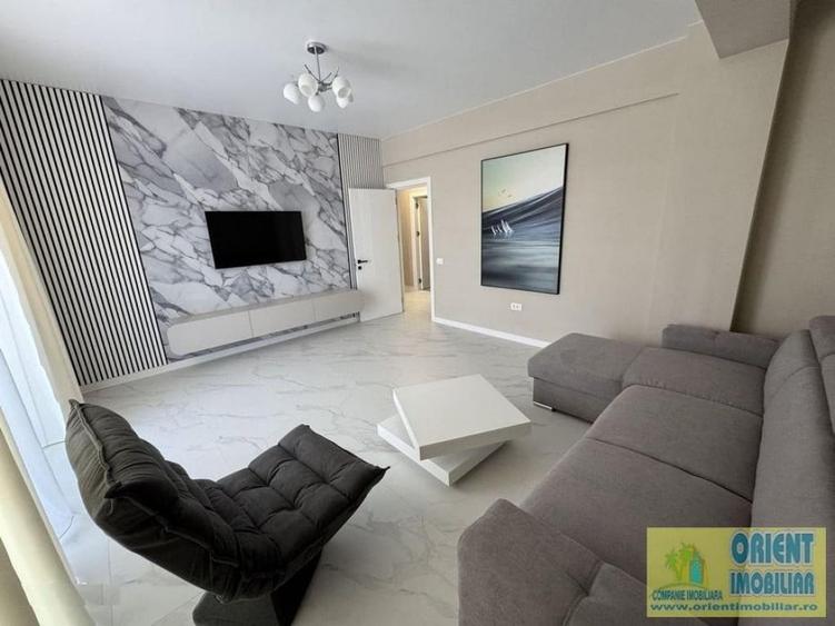 Apartament cu 2 camere decomandat în Palazu Mare