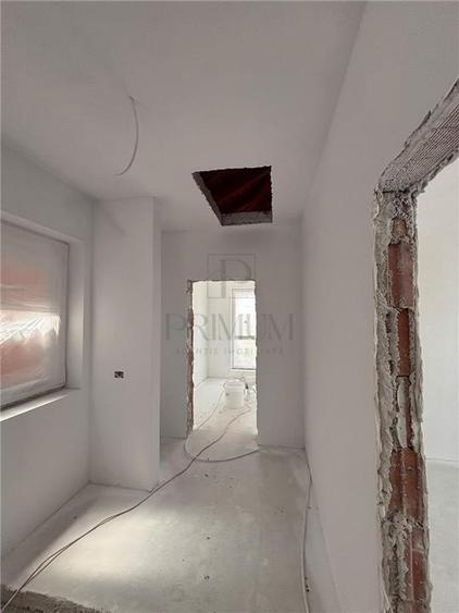 Duplex cu 5 camere cu Canalizare în Moșnița Nouă